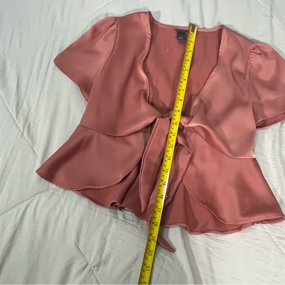 Wild Fable Pink Satin Cropped Wrap Blouse Women’s Size XS - Picture 4 of 10